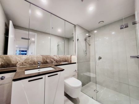 2 bed 2 bath-402 - Photo 4