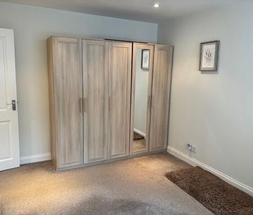 2 bedroom maisonette to rent - Photo 5