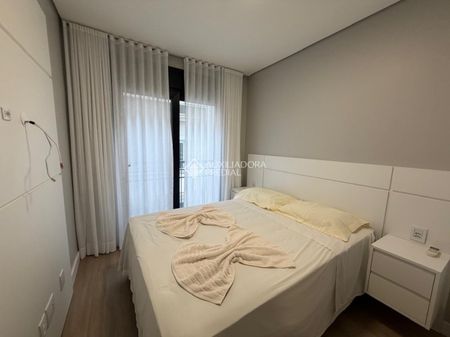 Apartamento com 2 quartos e 70m² para alugar em Centro, Gramado. - Foto 2