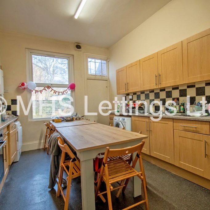 Room 1, 15 Regent Park Terrace, Leeds, LS6 2AX - Photo 1