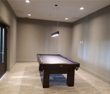 For Lease - 555 William Graham Drive Unit# 417, Aurora, Ontario - Photo 6