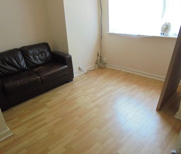 1 Bedroom,Flat,Merridale, Wolverhampton , WV3 9RD£425.00P/M - Photo 1