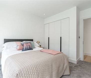 Ropemaker Place, Cardiff Lane, Grand Canal Dk, Dublin 2 - Photo 1