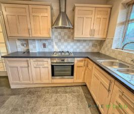 2 BEDROOM Bungalow - Detached - Photo 6