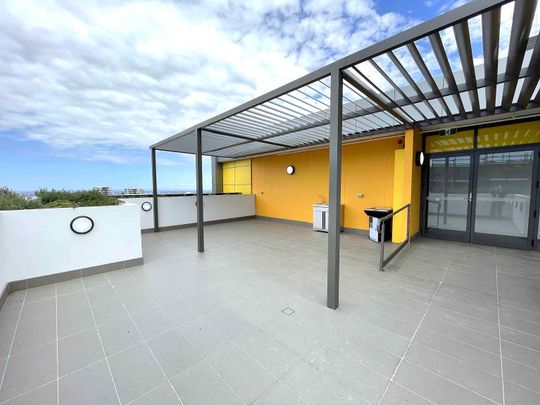Live The High Life Overlooking Blue Mountains - Photo 1