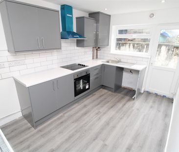 House - Terraced For Rent Tramroad Terrace, Merthyr Tydfil - Photo 4