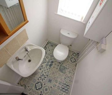 Bolton Road, BL8 - Photo 3