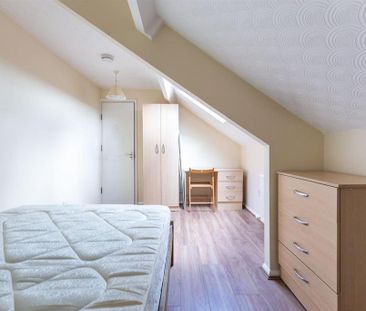 5 bedroom maisonette to rent - Photo 4