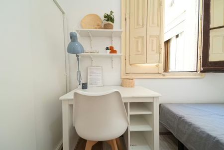 Carrer de Santa Anna, Barcelona, Catalonia 08002 - Photo 4