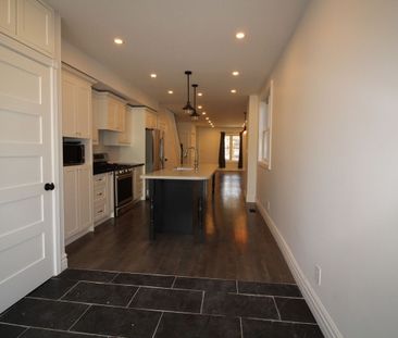 For Lease - 122 Boultbee Avenue Unit# Upper, Toronto, Ontario - Photo 2