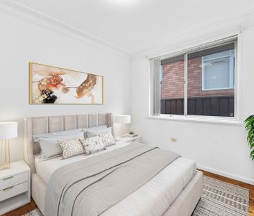 Spacious 3-Bedroom Brick Home in Popular Yagoona West - Photo 5