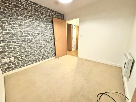 1 bedroom ground floor flat to rent - Photo 2