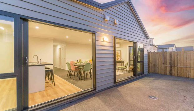 Brand new home, modern design meets the serenity of Kapiti Coast living - Photo 1