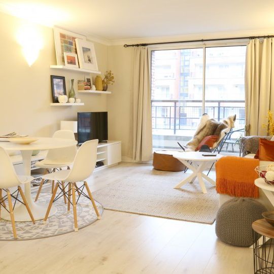 Stylish 2-bedroom flatshare in North Inner City, Dublin - Photo 1