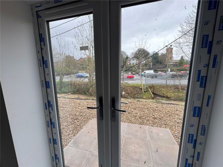 Holborn Place, Bulwell, Nottinghamshire, NG6 - Photo 2