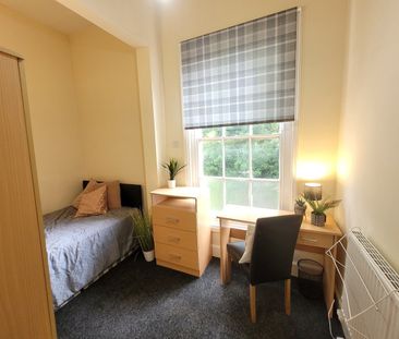 7 Bed End Terrace, Hanover Square, S3 - Photo 5