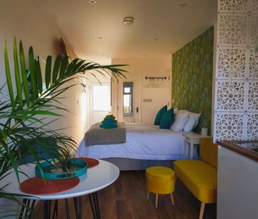 4 bedroom link detached house to rent - Photo 6