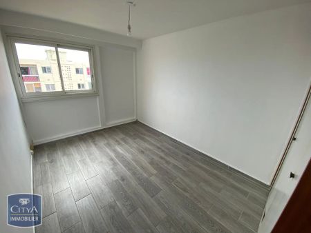 Appartement à louer 4 pièces 90.06m² - Photo 3