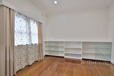 80 Parer Street, Burwood - Photo 2