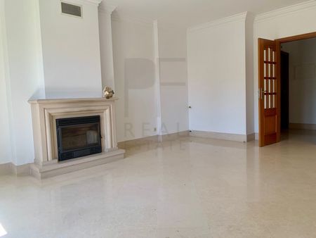 Apartamento T3 em Lisboa - Photo 2