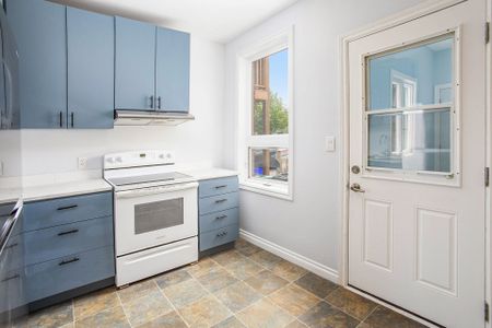 For Lease - 258 Park Street Unit# 1, Vanier and Kingsview Park, Ontario - Photo 2