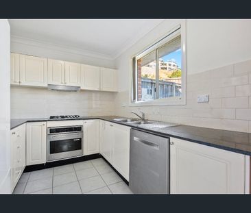 Modern North-Facing Townhouse in Prime Hornsby Location - Photo 5