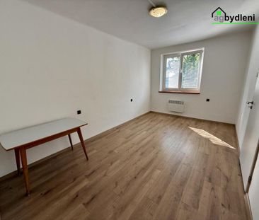 Pronájem bytu 2+1 60 m2 - Fotografie 5