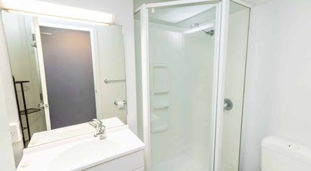 Central Studio Apartment on The Terrace - Photo 5