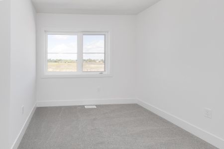 For Lease - 60 Balladry Boulevard, Stratford, Ontario - Photo 2