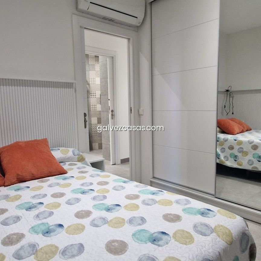 Ático en Santa Cruz de Tenerife, Zona Ramblas - Hoteles, alquiler - Photo 1