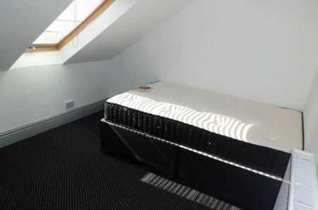 109 Hubert Road - Photo 4