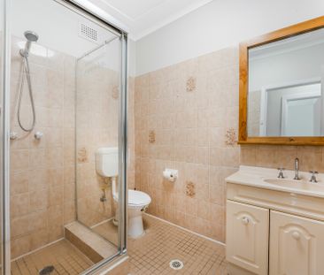 Neat & Tidy 2 Bedroom Home - Photo 5