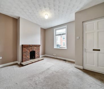 2 bedroom House To Let - Photo 1