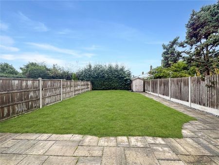 3 bedroom detached house to rent - Photo 5