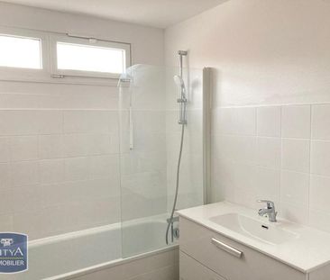 Location Appartement 4 pièces 77m² LYS LEZ LANNOY 59390 - Photo 6