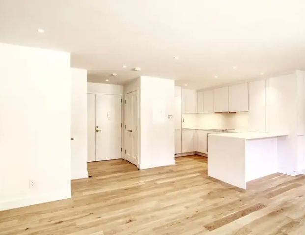 4555 Bonavista Avenue | 4555 Bonavista Avenue, Montreal - Photo 1