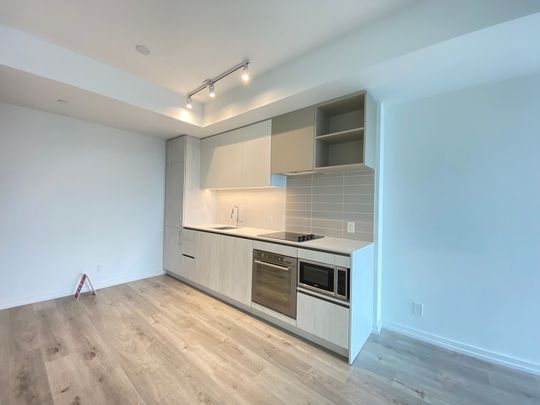 For Lease - 1000 Portage Parkway Unit# 1812, Vaughan, Ontario - Photo 1