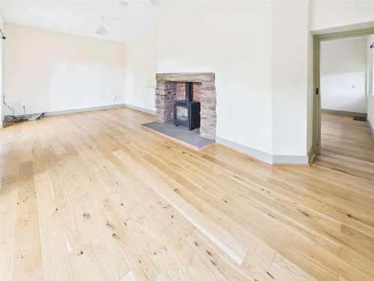 Harewood End, Hereford, Herefordshire, HR2 - Photo 1