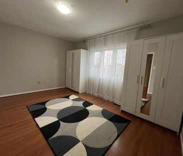 For Lease - 71 Covent Crescent, Aurora, Ontario - Photo 5