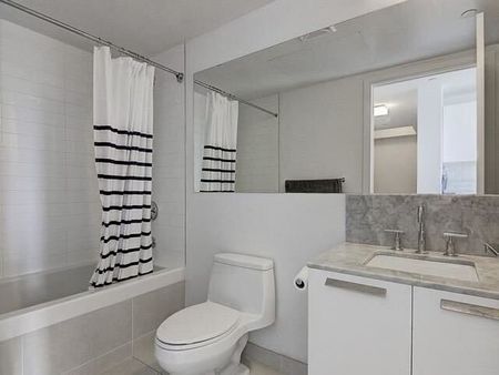 For Lease - 42 Charles Street Unit# 1504, Toronto, Ontario - Photo 2
