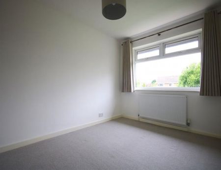 4 Bedroom Detached To Let - Photo 3