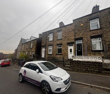 2 bed Terraced - To Let - Photo 3