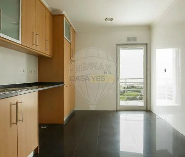 Apartment T3 in Oeiras e São Julião da Barra, Paço de Arcos e Caxias, Oeiras - Photo 1