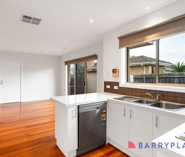 GORGEOUS TWO BEDROOM UNIT! - Photo 4