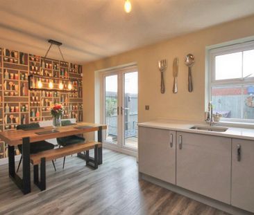 3 bedroom terraced house to rent - Photo 4