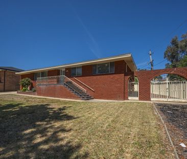 15 Onslow Street, Latham Australia - Photo 5