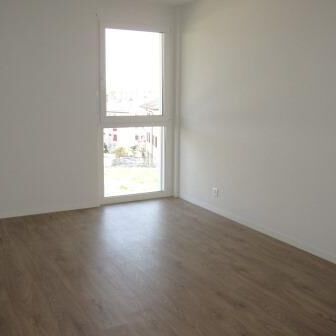 Ecublens 3½ rooms on the ground floor - Photo 3