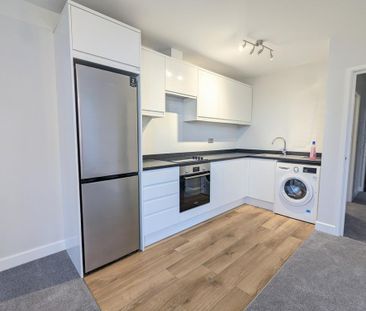 1 bedroom flat to rent - Photo 3