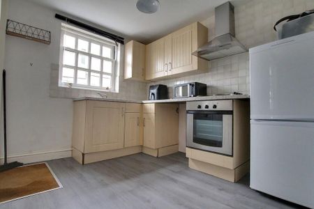 2 bedroom apartment to rent - Photo 5