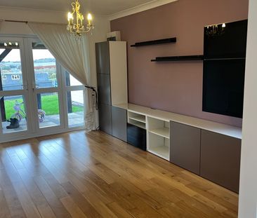 3 Bed Semi-Detached House, Strathmore Avenue, LU1 - Photo 1